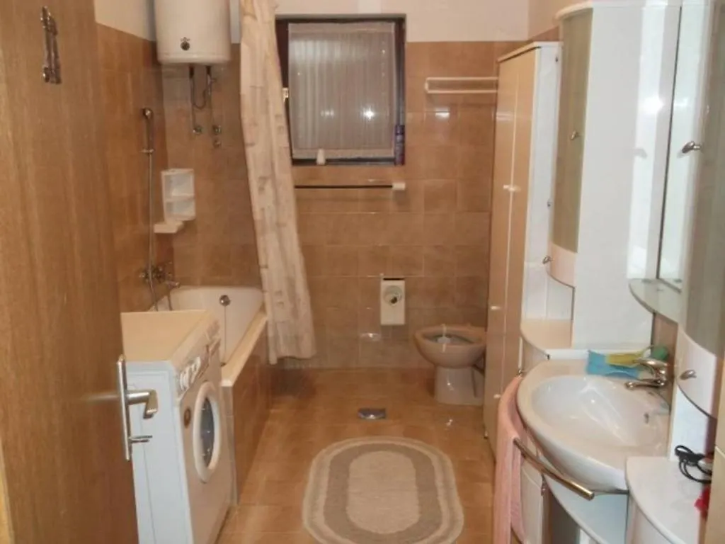 Apartment In Preko With Terrace, Air Conditioning, Wi-Fi, Washing Machine 0*,